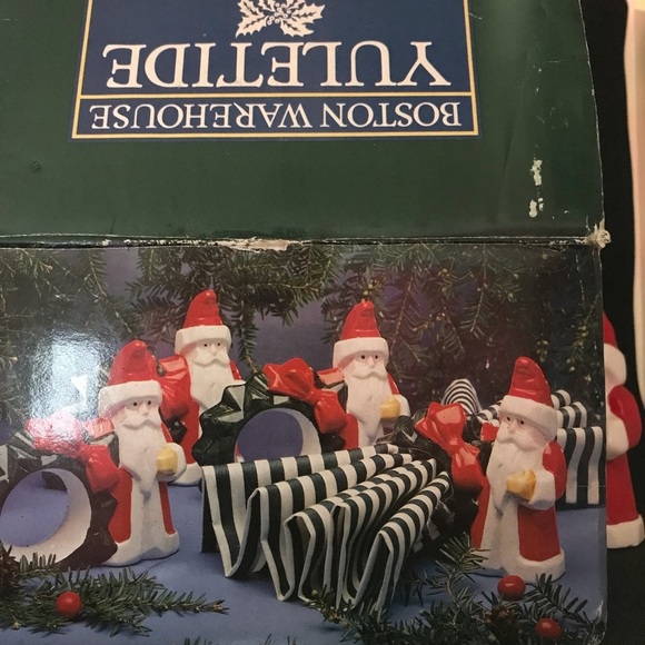 Yule Tide set of 4 Vintage Santa Napkin Holder rings - Picture 10 of 12